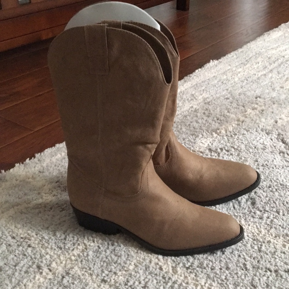 Tan cowboy boots